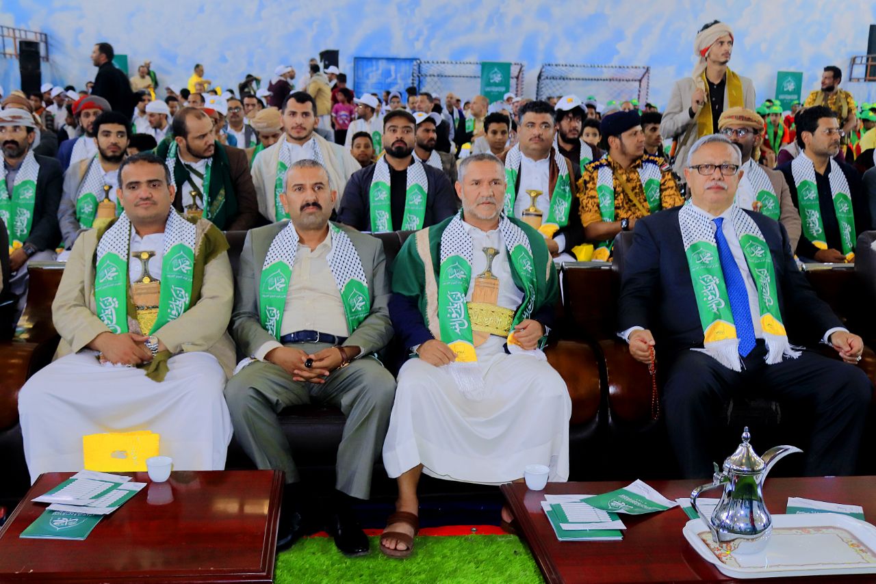 عضو المجلس السياسي بن حبتور ووزير الشباب يشاركان في فعالية الاحتفاء بالمولد النبوي الشريف لنادي العروبة وشركة يو